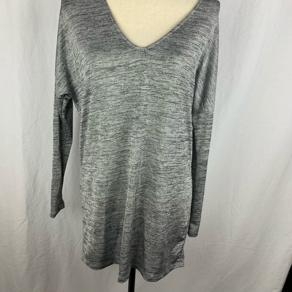 June and Hudson gray long sleeved top